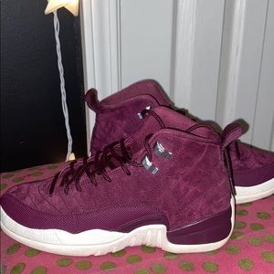 Jordan 12 Bordeaux